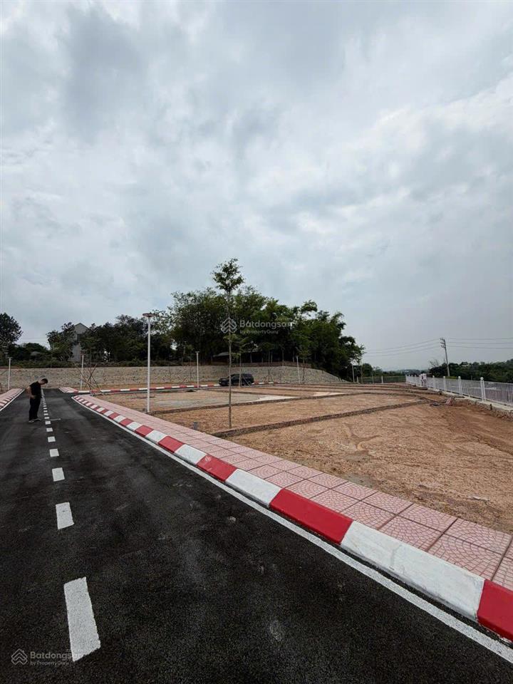 Đất phân lô, ba vì, full thổ cư giá hơn 1 tỷ / lô