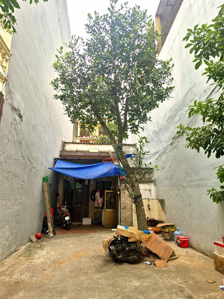 Đất 100m² ngô gia tự đã xin cấp phép xây 7 tầng ngõ ô tô tránh