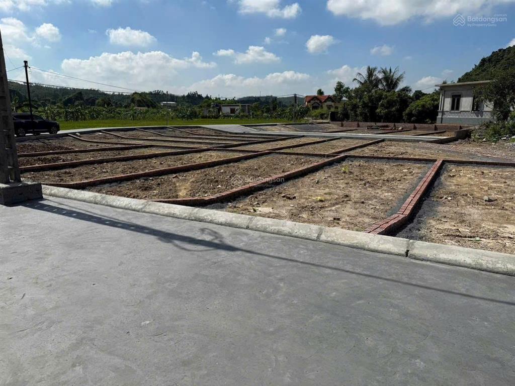 Lô đất full thổ cư 60m2 ngay gần trục đường liên tỉnh 352  giá 245tr/lô