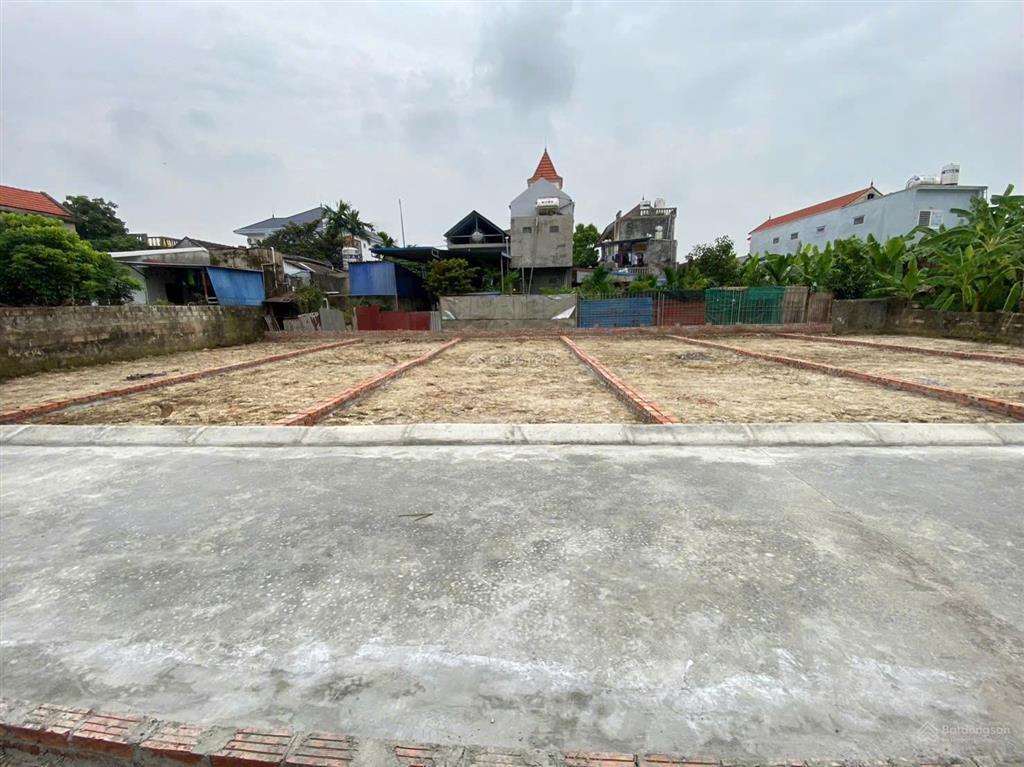 Đất đầu tư ngay gần trường cấp 2 hợp thành, 60m2 sổ đỏ full thổ cư  ô tô đỗ cửa  giá 435tr/lô