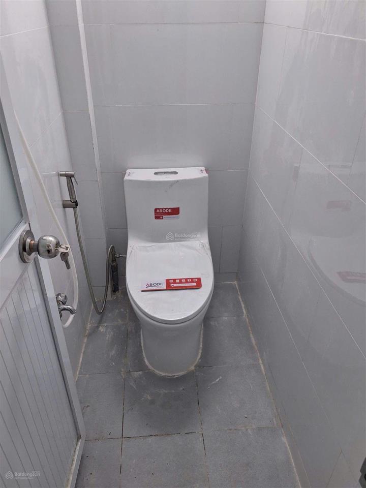 Xuất cảnh bán gấp  bán nhà nguyễn văn cừ 49m² 1 tầng  8.1 tỷ