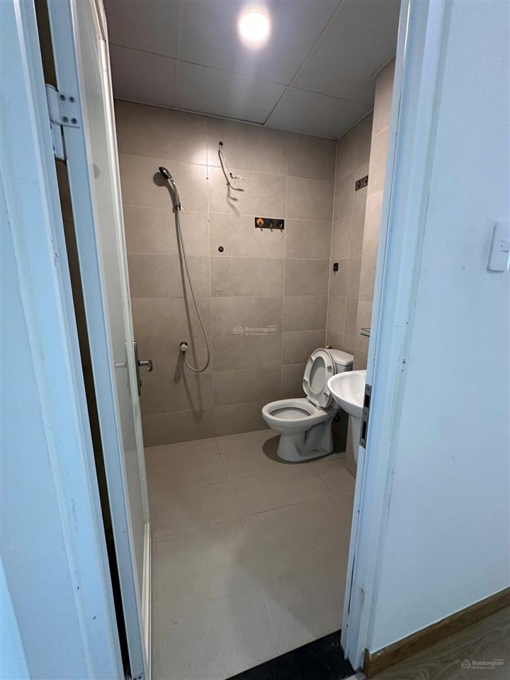 Bán căn 55m2  2pn 2wc  lầu 10  view hồ bơi  giá bán nhanh 2,18 tỷ