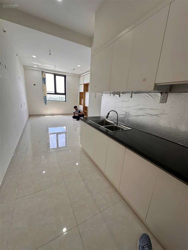 Bán căn 55m2  2pn 2wc  lầu 10  view hồ bơi  giá bán nhanh 2,18 tỷ