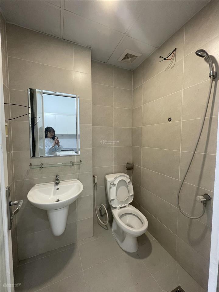 Bán căn hộ 2pn 2wc sài gòn intela  50m2 tầng 21  giá chỉ 2,12 tỷ có ntcb  nhà mới