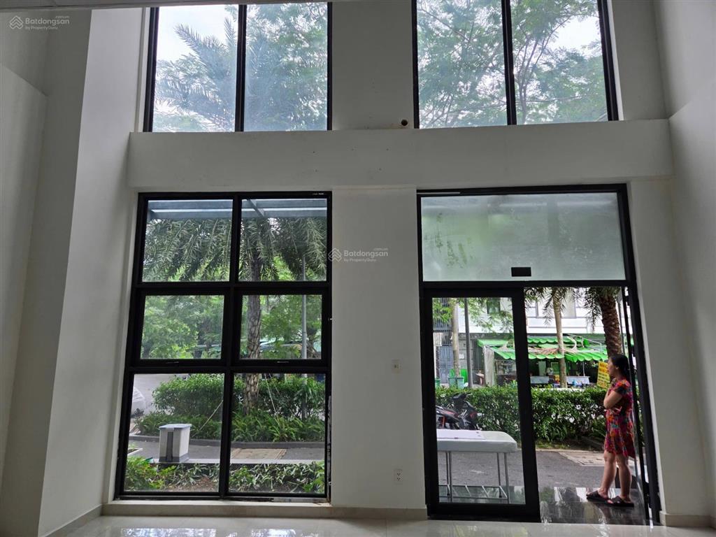 Cho thuê shophouse sài gòn intela  7tr5 / tháng  shop nội khu