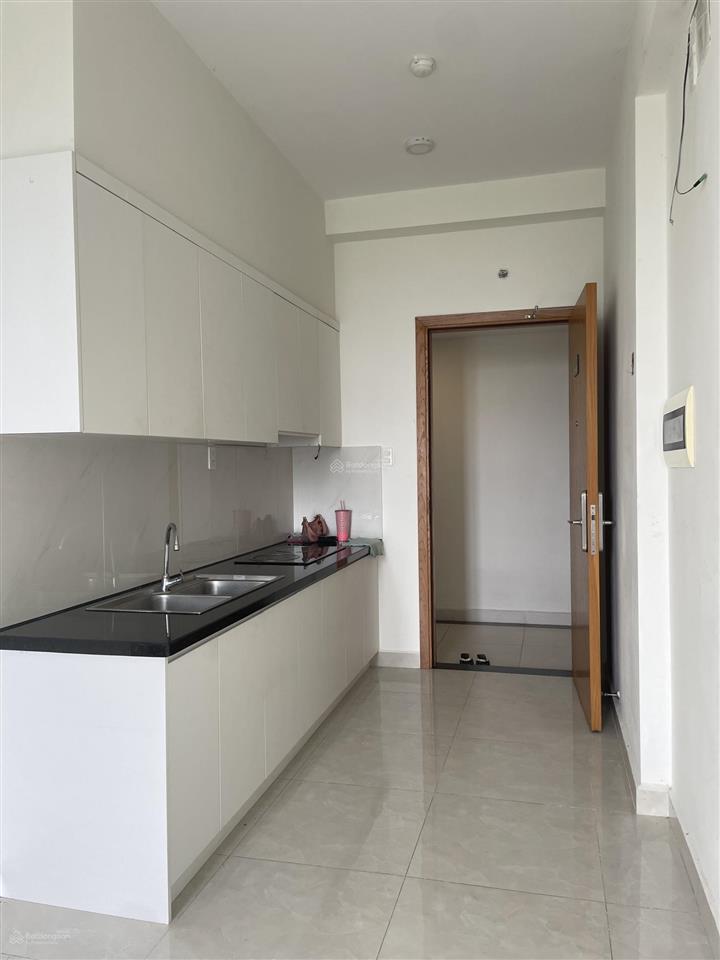 Sài gòn intela bán căn 55m2  tầng 13 block b  giá 2 tỷ bao thuế phí