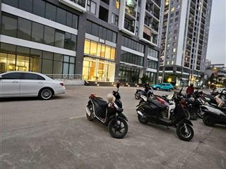 Bán shophouse berriver 390 nguyễn văn cừ  sổ lâu dài  chỉ 65tr/m2