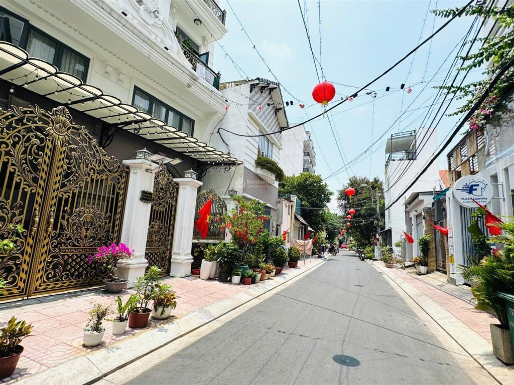 Bán nhà riêng tại đường số 26, 30 tỷ, 150m2, hàng hot!