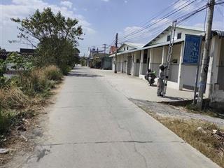 1000m2 đất vườn view kênh,lương bình ,kế bên khu công nghiệp ,khu vực dân cư xung quanh,đường ô tô