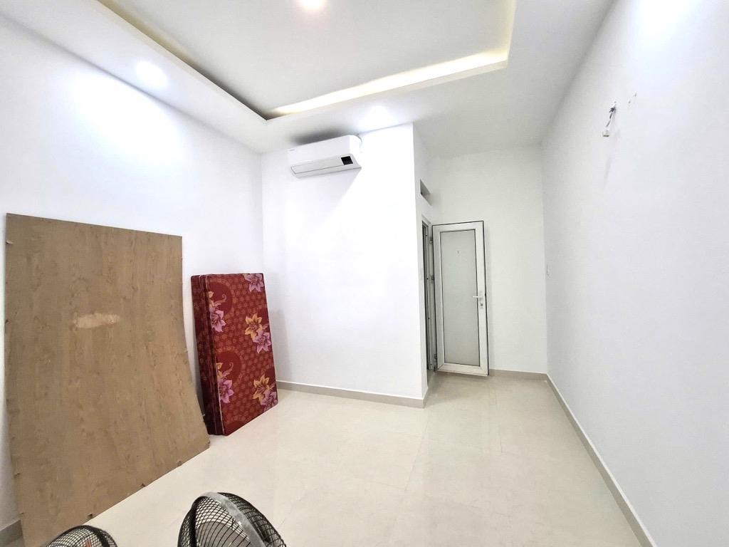 Bán gấp nhà gò vấp, hẻm oto quang trung  62m2 (4.7 x 14m)  2 tầng  chỉ hơn 5 tỷ
