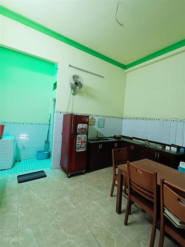 Hẻm nguyễn tư giản  (4.8 x 14.5)  2 tầng  không lộ giới  chủ bán rẻ
