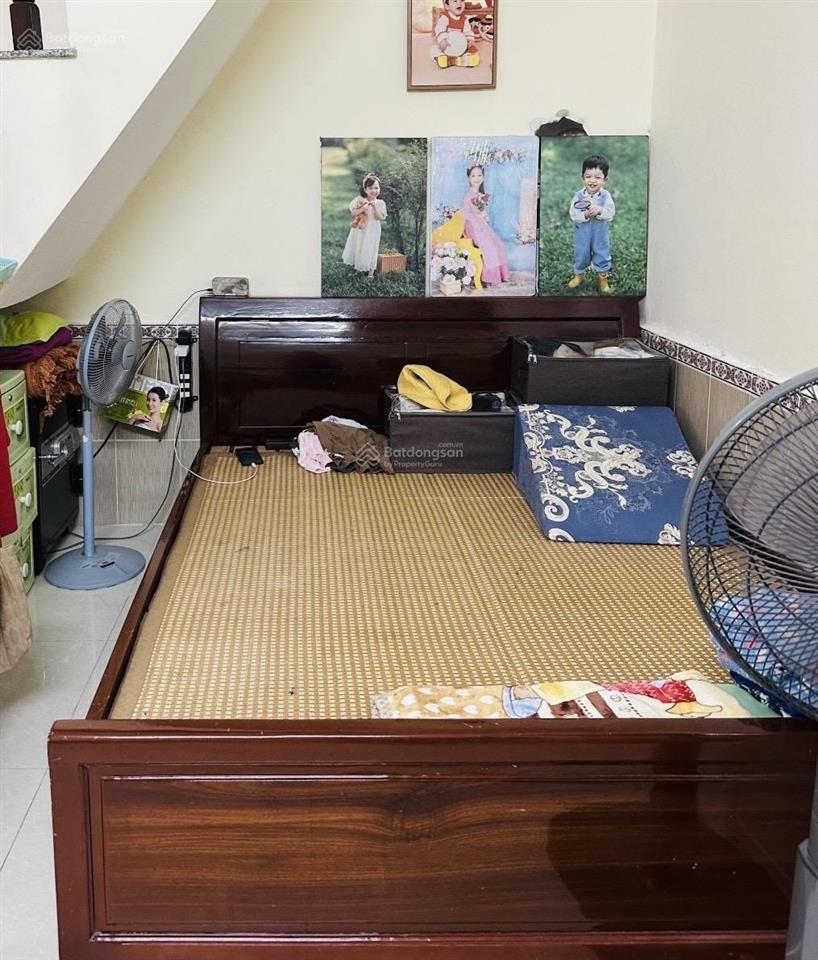 Hẻm nguyễn oanh  ngang 4.2m  2 tầng  sổ vuông không lỗi gì  chủ ngộp nên bán