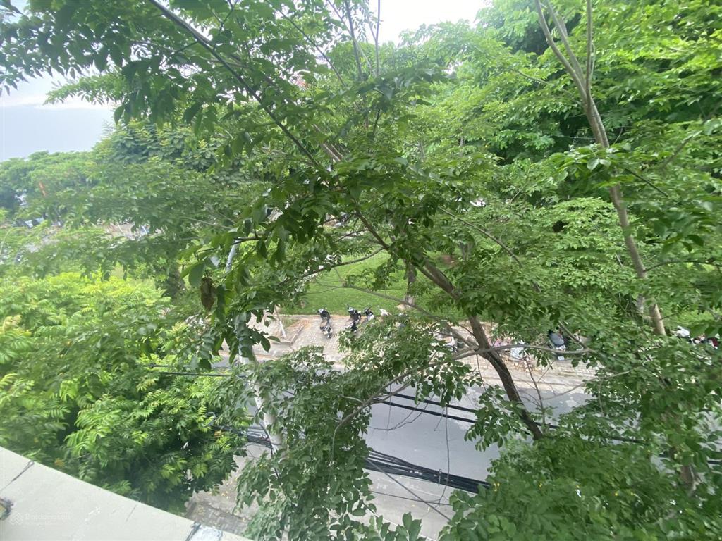 Cần bán đất 2mt trước sau đường trần thủ độ, 95m2 ngang 5m đường rộng 10,5m giá chỉ 8,250 ty tl