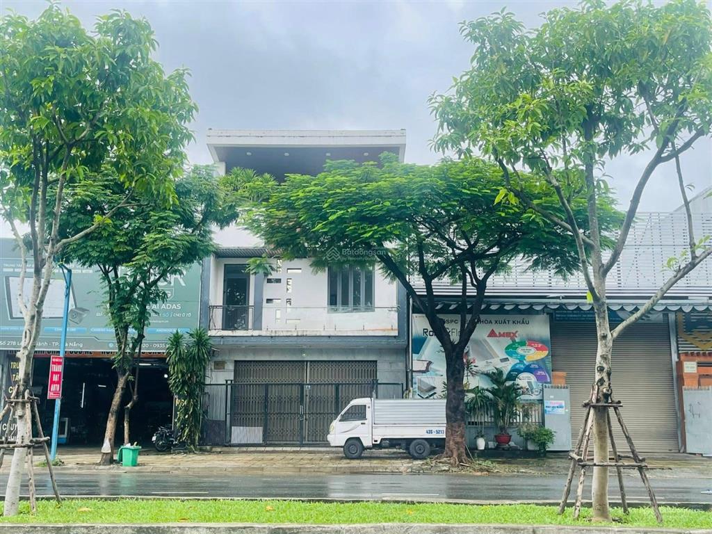 Cần bán nhà 3 tầng đường lê đại hành( đoạn không cấn đường bay) 165m ngang 7,5m
