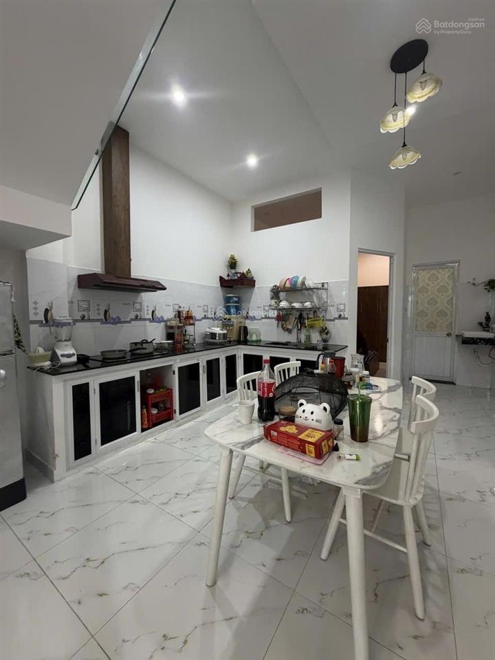 Bán nhà 2 tầng kiệt oto chế lan viên( cách nhà mt 1 căn). 70m2 giá 6,550 tỷ