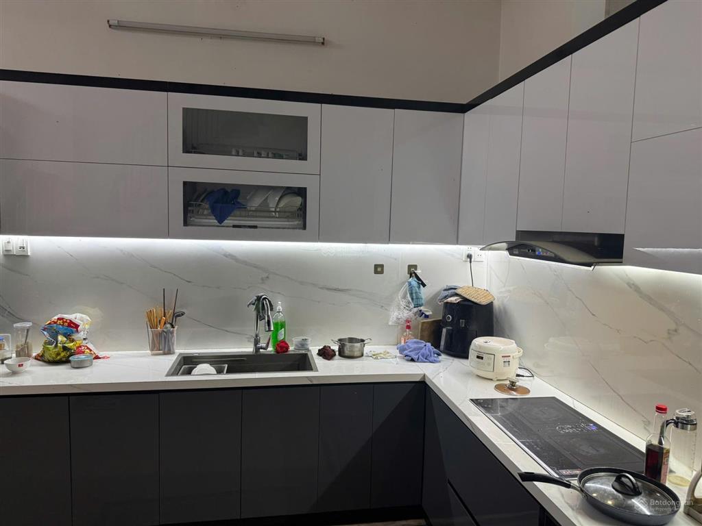 Bán nhà 2 tầng thiết kế đẹp mt phạm viết chánh, đối diện công viên 113m2( hòa thọ đông cẩm lệ)