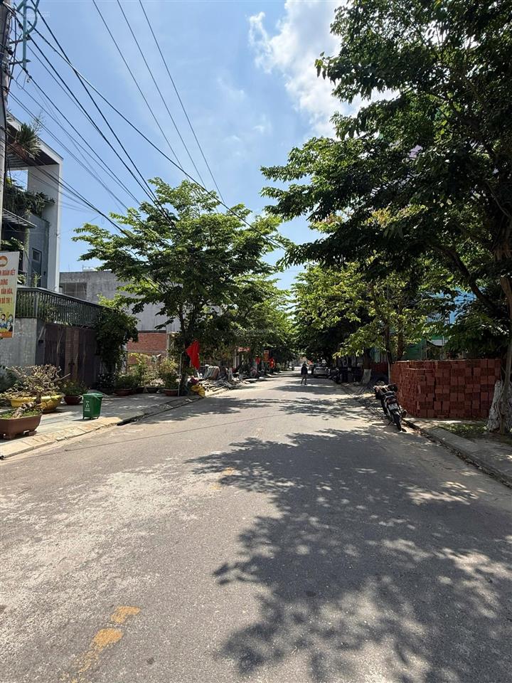 Cần bán lô góc đường mai dị  70m2 ngang 5,2m nở hậu. cách đường tiểu la chỉ 20m giá 8,2ty tl
