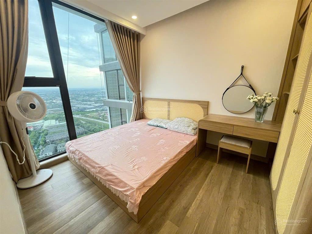 Bán căn hộ 1 ngủ 45m2 toà solforest ecopark hướng nam