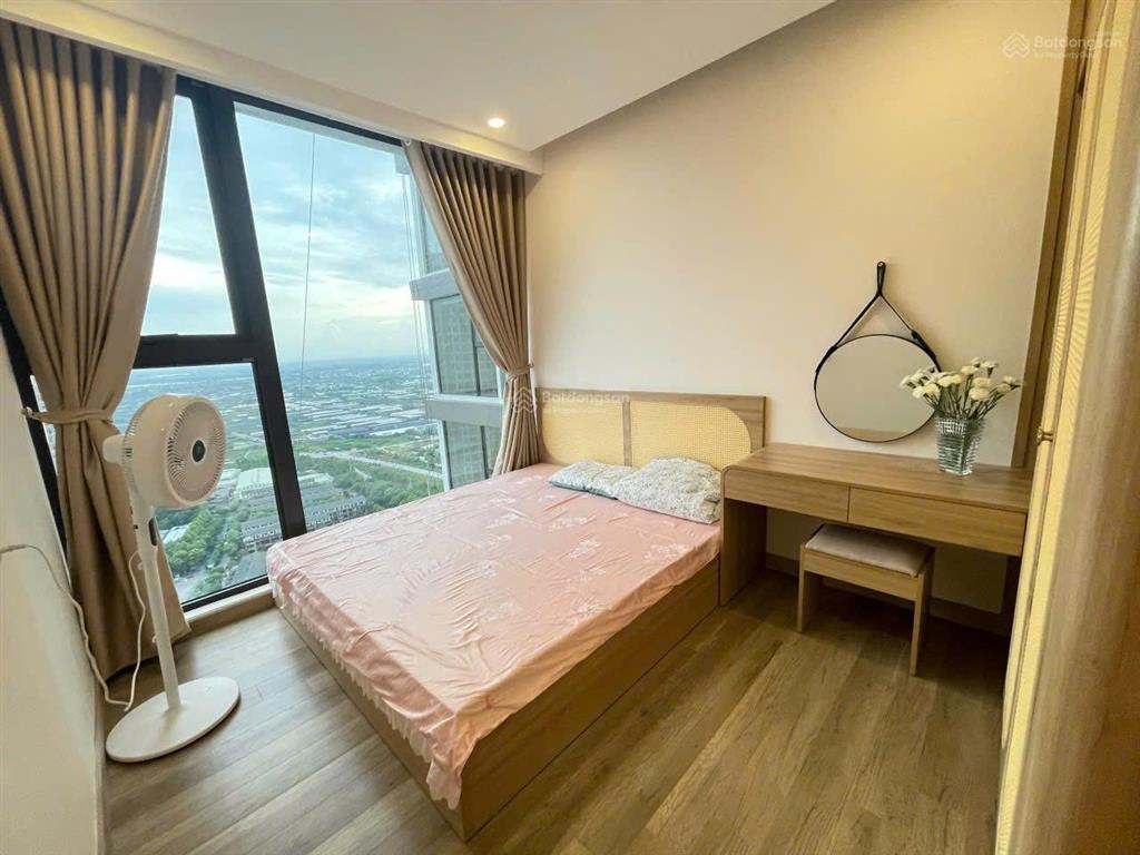 Bán căn hộ 1 ngủ 45m2 toà solforest ecopark hướng nam