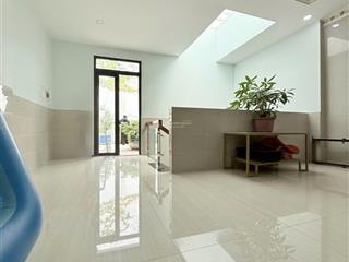 Bán nhà khu vực gần giao lộ tỉnh lộ 10 bình tân