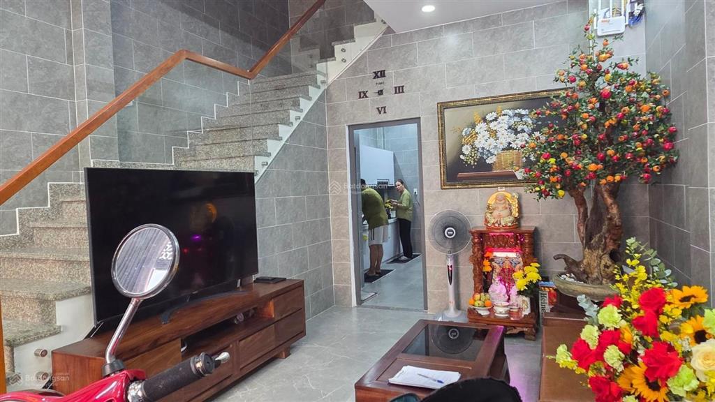 Bán nhà riêng tại đường hẻm lý thường kiệt 47m2, đường lộ rộng 8m, khu dân trí cao