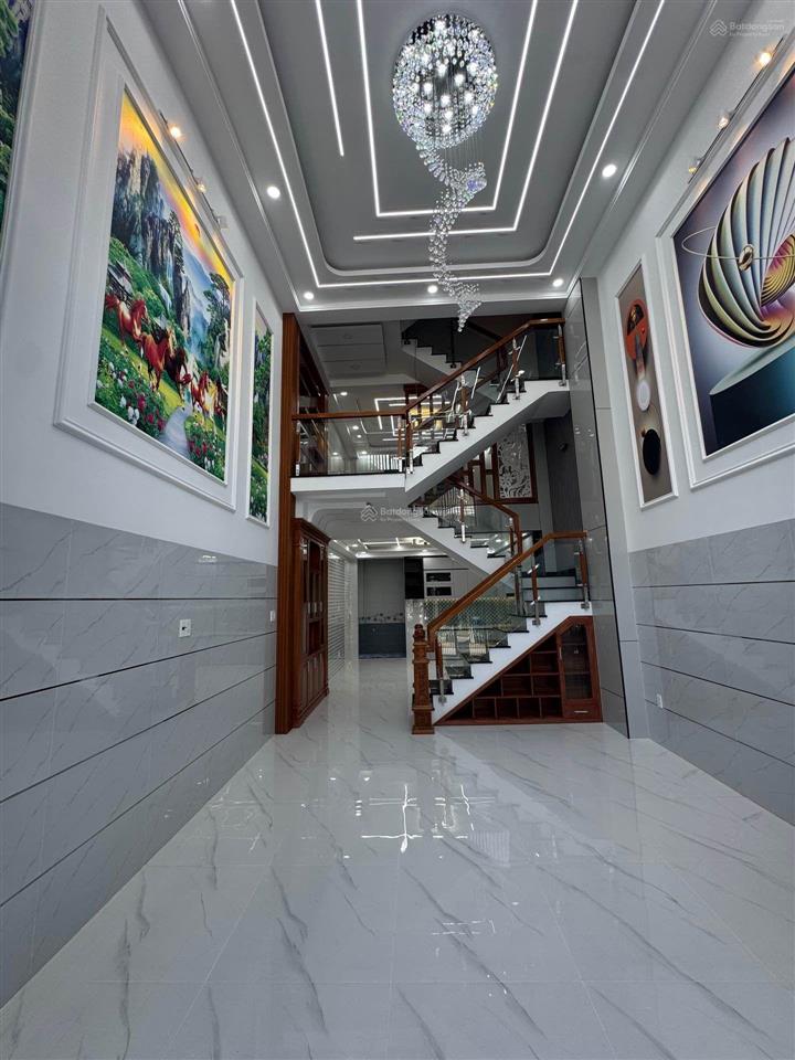 Siêu phẩm nhà mới đẹp tân tạo bình tân