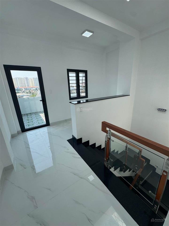 Siêu phẩm nhà mới đẹp tân tạo bình tân