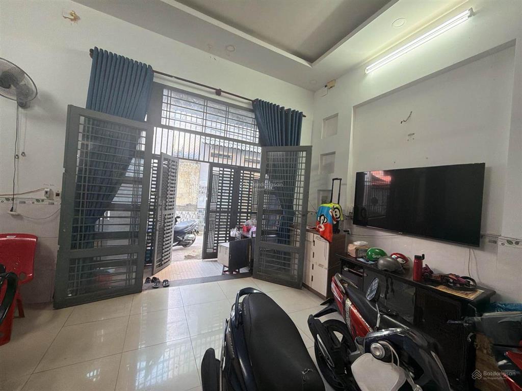 Siêu phẩm nhà mặt tiền kinh doanh thông số đẹp tại tân phú