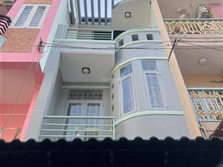 Hẻm oto 5m nhựa nguyễn hồng đào 3 tầng 4pn 50m ra mặt tiền nhà còn mới