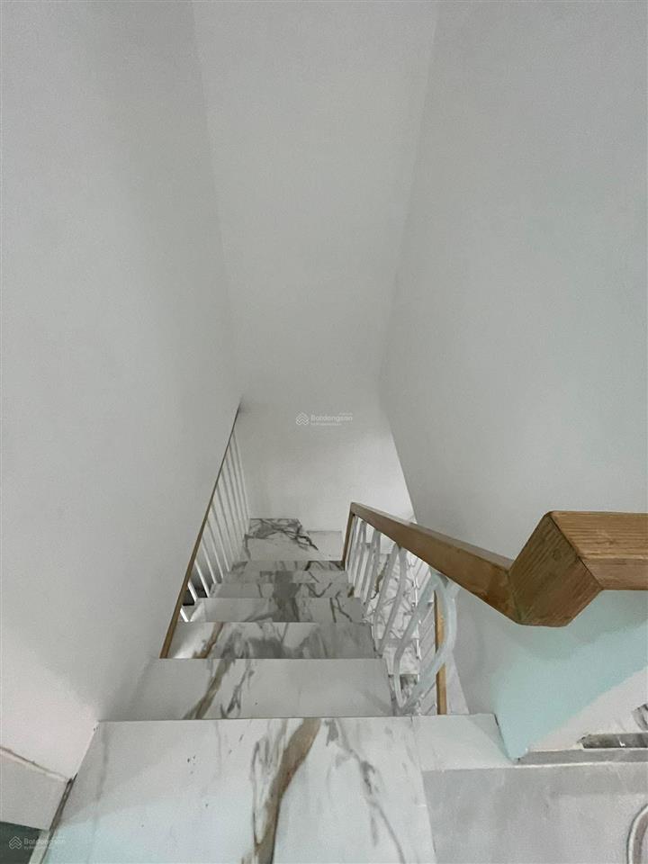 Bán nhà mới 3.2m x 12m nguyễn sỹ sách cách 40m ra mặt tiền 2pn 3wc về ở ngay