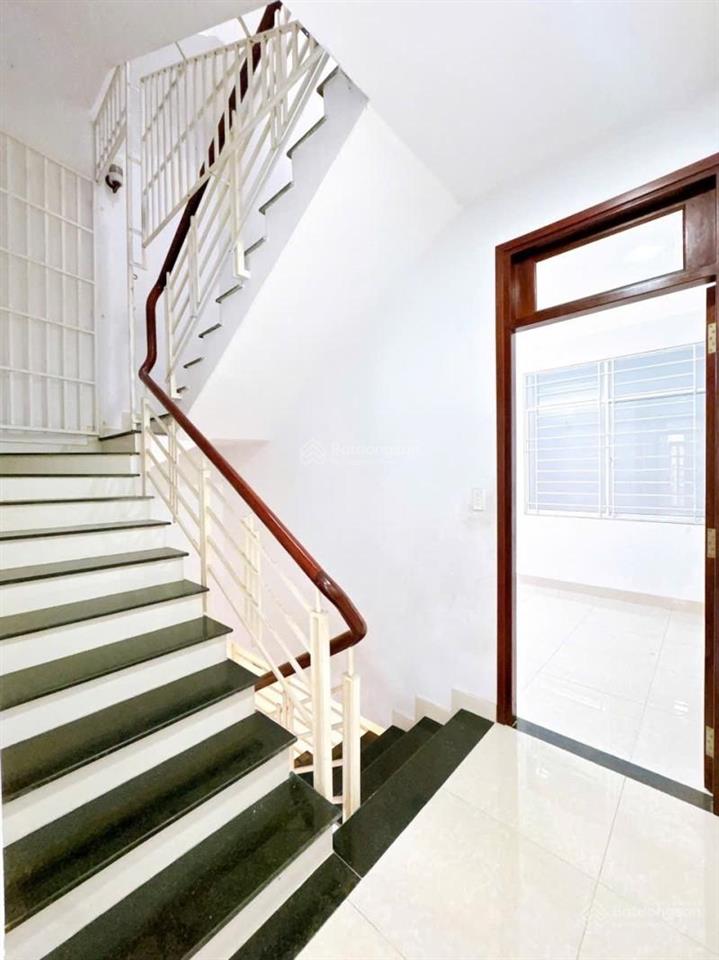 Mặt tiền lê lai 4 tầng 4.8m x 14m, 5pn đường lộ giới mở 10m nhà đã xây trừ lg sổ sẵn sang tên ngay