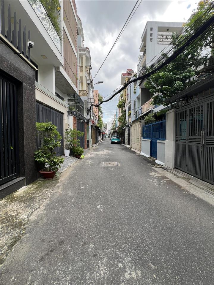 Ngon nhất trường chinh lúc này hẻm ô tô 70m2 nhà 2 tầng tiện cải tạo hoặc xây mới