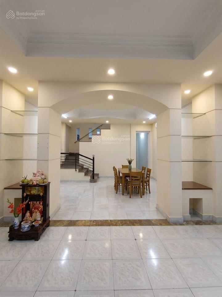 Nhà ngon thanh khoản tốt 5m x 20m ngay vincom cộng hòa thông ra t3 sân bay