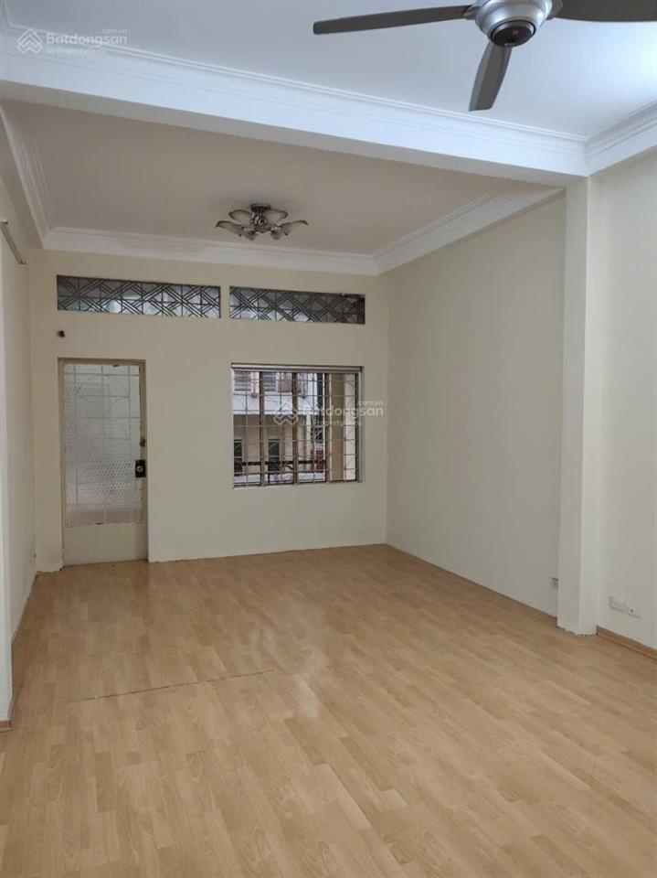 Hxh nguyễn thái bình 4m x 15m 4 tầng ngay vincom cộng hòa cách 1 căn ra mặt tiền