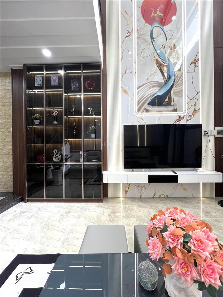 Hẻm ô tô 6m cách 1 căn ra mặt tiền dtsd 232m2 5 tầng đối diện trường mầm non hơn 9 tỷ