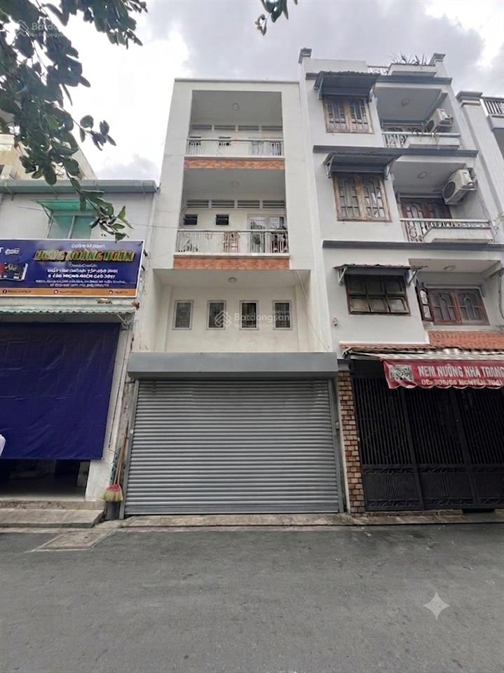 Hẻm oto 10m nguyễn thái bình 4 tầng chủ ở lâu năm 6 phòng ngủ khu vip