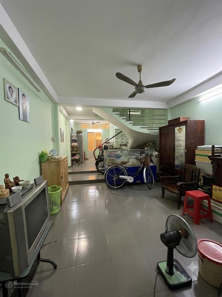 Hẻm oto 10m nguyễn thái bình 4 tầng chủ ở lâu năm 6 phòng ngủ khu vip