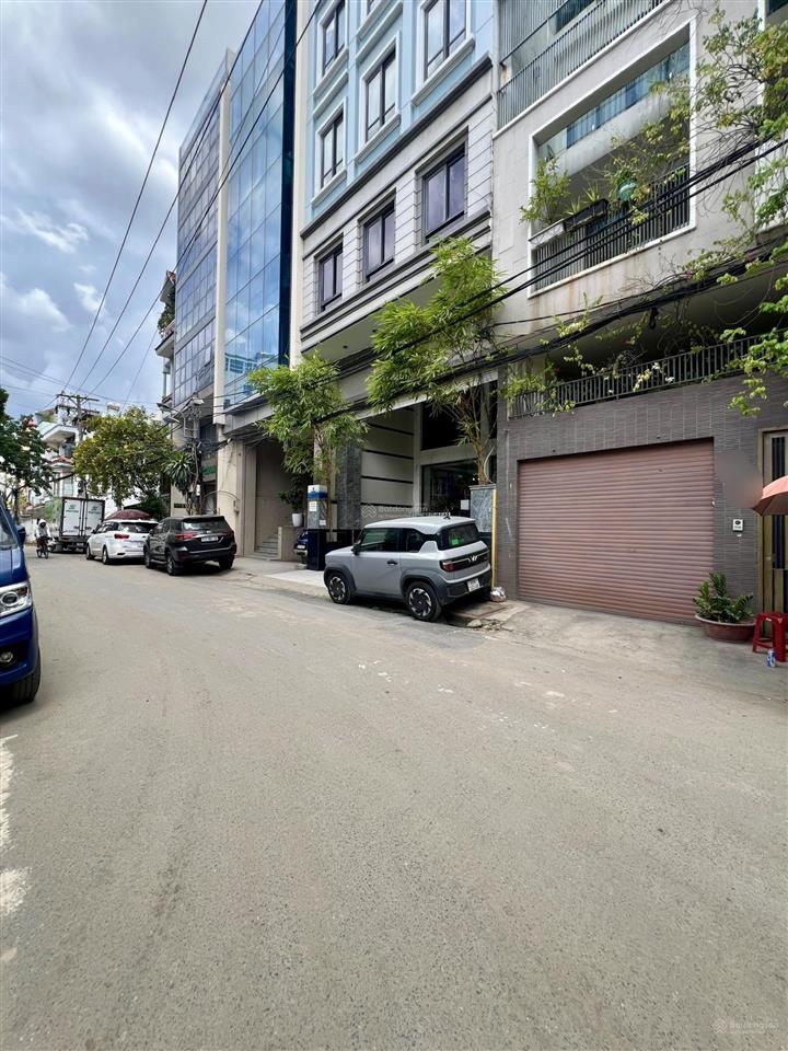 Nhà 6 tầng khu thăng long giáp sân bay ngang hiếm 5.3m có hầm để ô tô dtsd 320m2 sổ sẵn