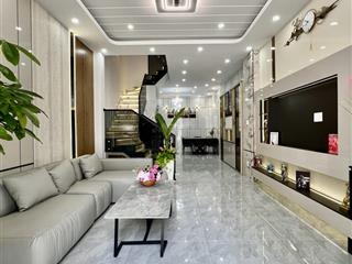 Nhà xây mới 3 tầng gần trường tân trụ cách 1 căn ra mặt tiền 4m x 12m 4 phòng ngủ sẵn nội thất