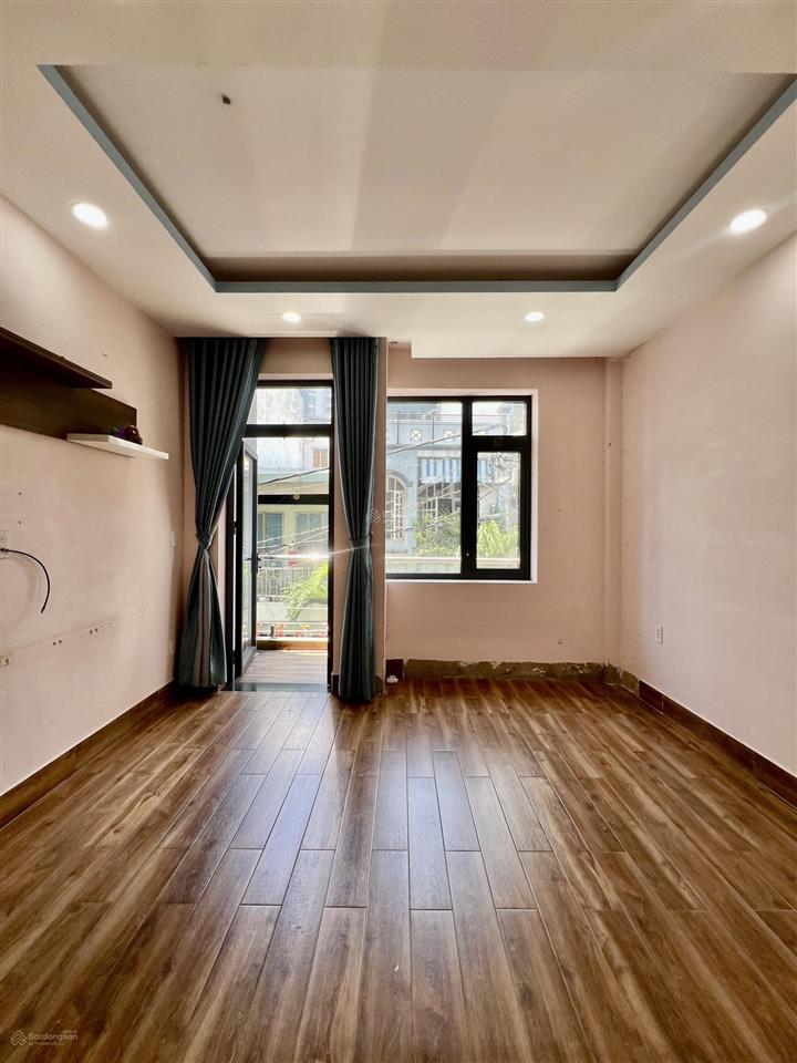 Khu bàu cát 4m x 16m đúc 4 tầng ô tô ngủ trong nhà sổ đẹp hoàn công đủ chính chủ ở lâu năm