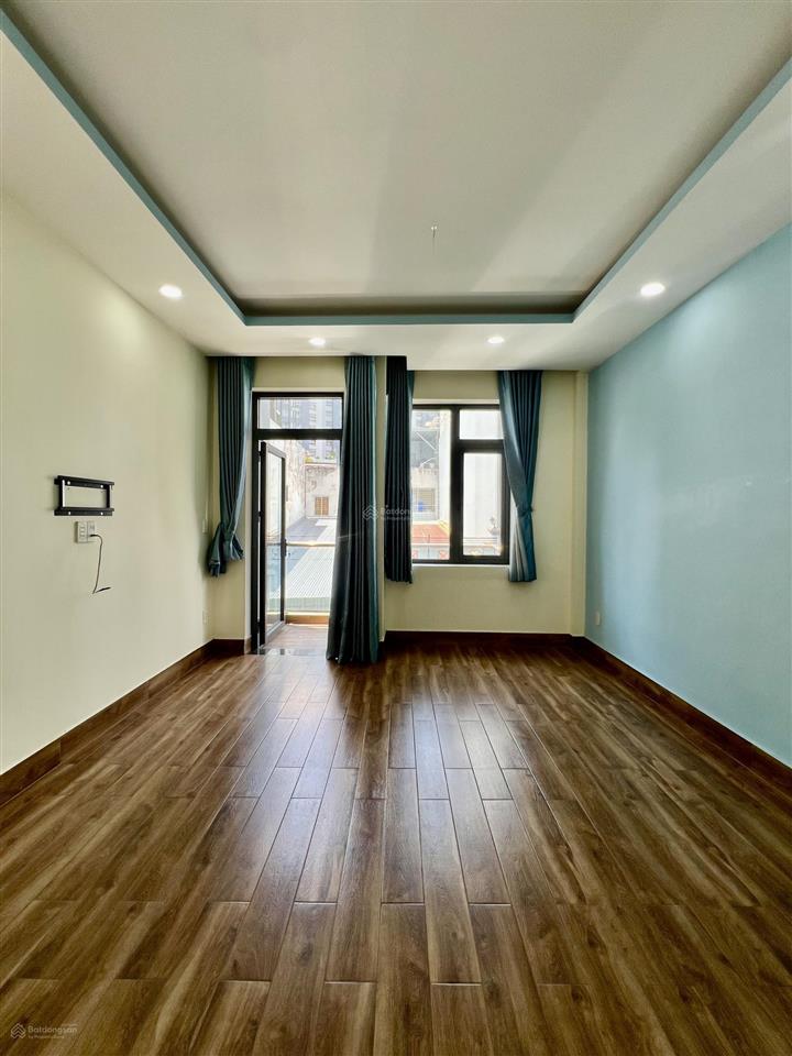 Khu bàu cát 4m x 16m đúc 4 tầng ô tô ngủ trong nhà sổ đẹp hoàn công đủ chính chủ ở lâu năm