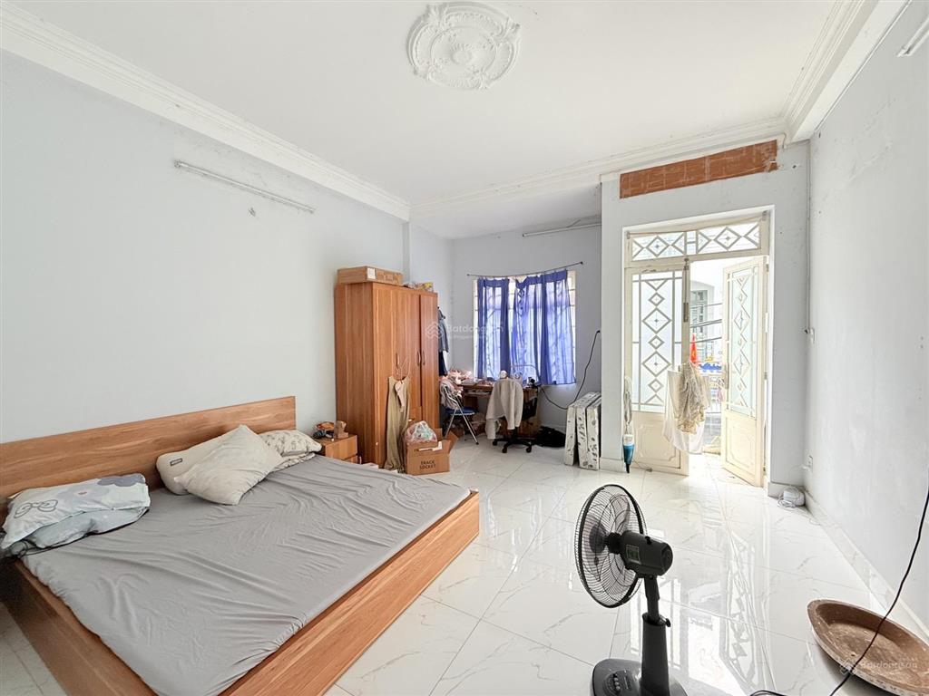 Mặt tiền kinh doanh khu bàu cát 55m2 3 tầng sân thượng ngang đẹp còn mới chỉ hơn 10 tỷ