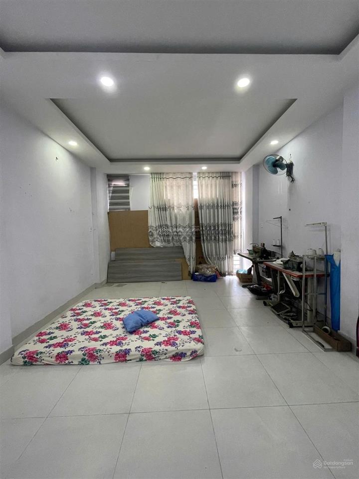 Hẻm oto 6m cách 1 căn ra mặt tiền gò dầu 4,3m x 20m 4 tầng 4pn có gara oto nhỉnh 100tr/m2