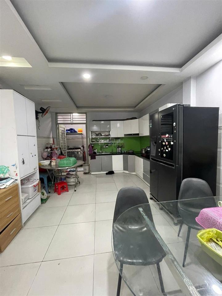 Hẻm oto 6m cách 1 căn ra mặt tiền gò dầu 4,3m x 20m 4 tầng 4pn có gara oto nhỉnh 100tr/m2