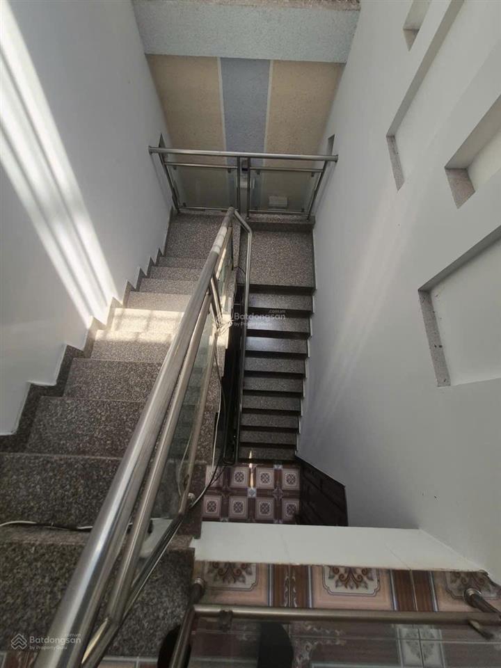 Hẻm xe hơi 8m đường 51 thông phạm văn chiêu 5m x 12m đúc 3 tầng khu dân trí, chủ đang ở cần bán gấp