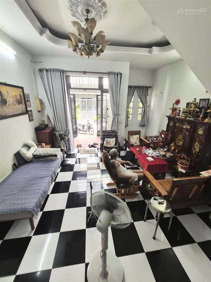 Hẻm xe hơi 8m đường 51 thông phạm văn chiêu 5m x 12m đúc 3 tầng khu dân trí, chủ đang ở cần bán gấp