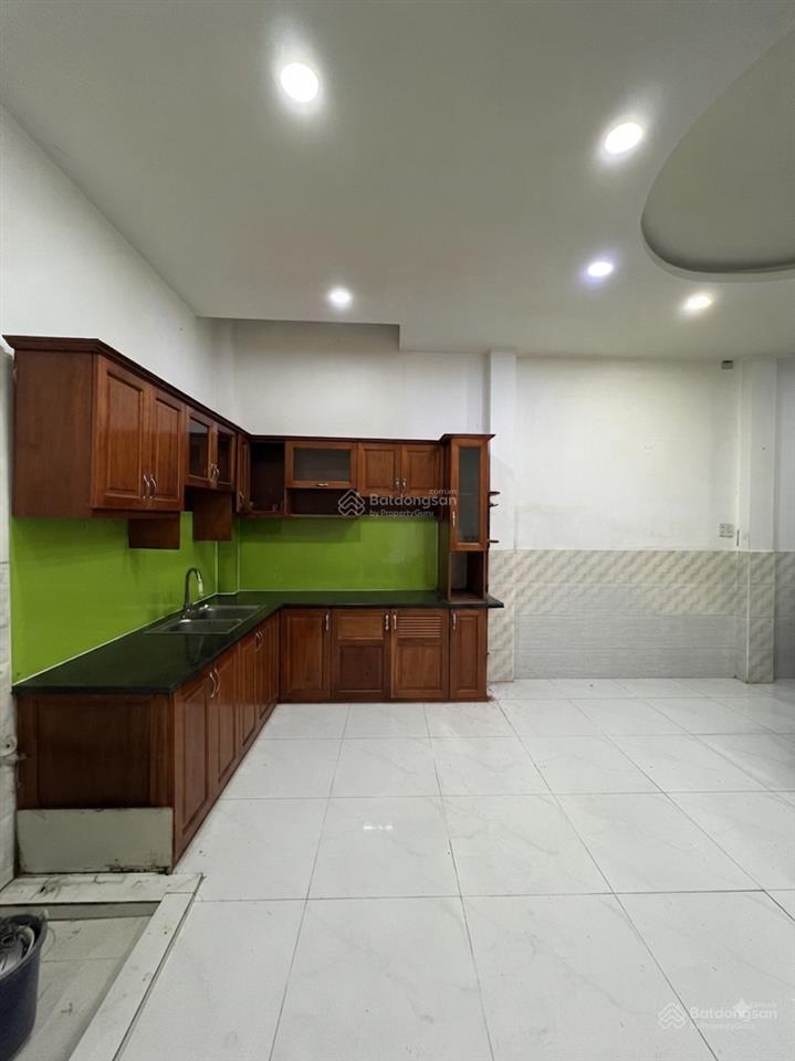 Hẻm oto 6m phan huy ích ngay emart 5m x 15.5m đúc 2 tầng kiên cố 3 phòng ngủ có sân ~88tr/m2