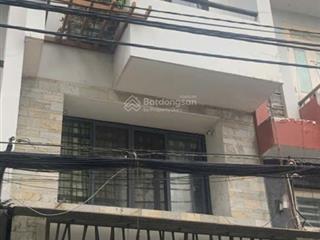 Bán nhà phố hiện đại 4 pn, 4 wc dọn vào ở ngay, gần đầm sen, nhà thi đấu phú