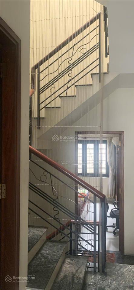 Bán nhà phố hiện đại 4 pn, 4 wc dọn vào ở ngay, gần đầm sen, nhà thi đấu phú