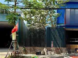 Lô mặt đường trung lực  vị trí đẹp. kinh doanh buôn bán mọi mặt hàng